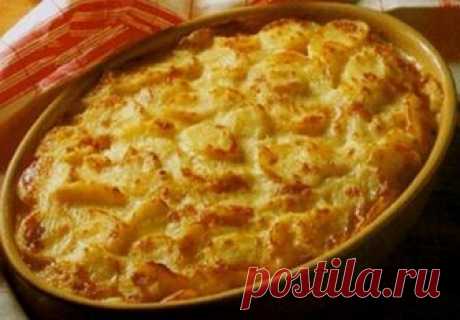 Картофельная запеканка с копченым сыром: быстро, просто, невероятно вкусно | Готовим по-итальянски | Яндекс Дзен