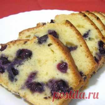Кекс с черникой