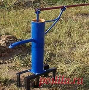 Обустройство скважин без кессона. Недостатки.

Какие могут быть недостатки в обустройстве скважин без кессона?

1. Если вы обустраиваете скважину двухтрубной конструкцией, возникает сложность в установке адаптера.

2. В случае проблем с герметичностью соединений скважины, пропадает возможность обнаружить просачивание грунтовых вод внутрь скважины. Обнаружить протечку можно, но на это понадобится гораздо больше времени.

3. При проблемах с насосом, возникают неудобства при ремонте.