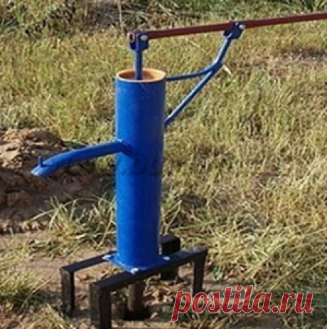 Обустройство скважин без кессона. Недостатки.

Какие могут быть недостатки в обустройстве скважин без кессона?

1. Если вы обустраиваете скважину двухтрубной конструкцией, возникает сложность в установке адаптера.

2. В случае проблем с герметичностью соединений скважины, пропадает возможность обнаружить просачивание грунтовых вод внутрь скважины. Обнаружить протечку можно, но на это понадобится гораздо больше времени.

3. При проблемах с насосом, возникают неудобства при ремонте.