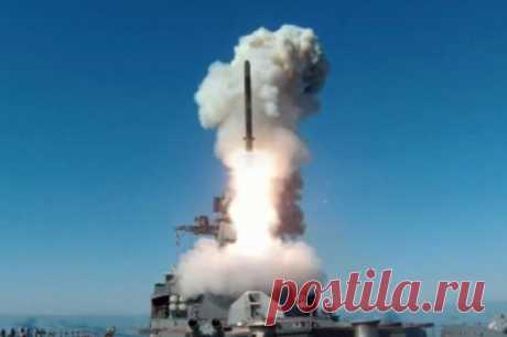 ВС РФ нанесли 11 ударов по объектам ВСУ в зоне СВО. Российские военные уничтожили инфраструктуру и арсеналы украинских боевиков.
