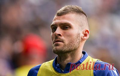 Футболистов Скопинцева и Рассказова внесли в базу "Миротворца". Им вменяют "покушение на суверенитет и территориальную целостность Украины", а также поддержку проведения специальной военной операции