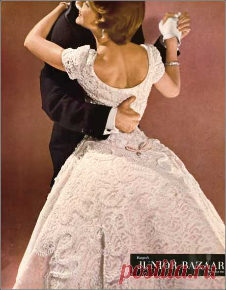 photo by Gleb Derujinsky, Harper's Bazaar, November 1954