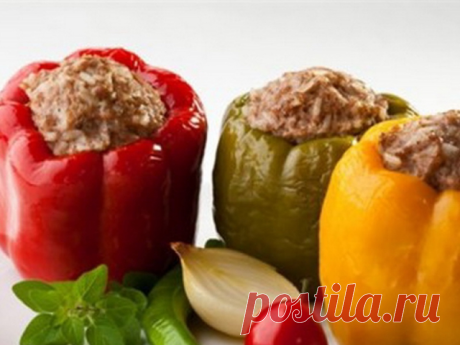 Перцы, фаршированные мясом и гречкой 
