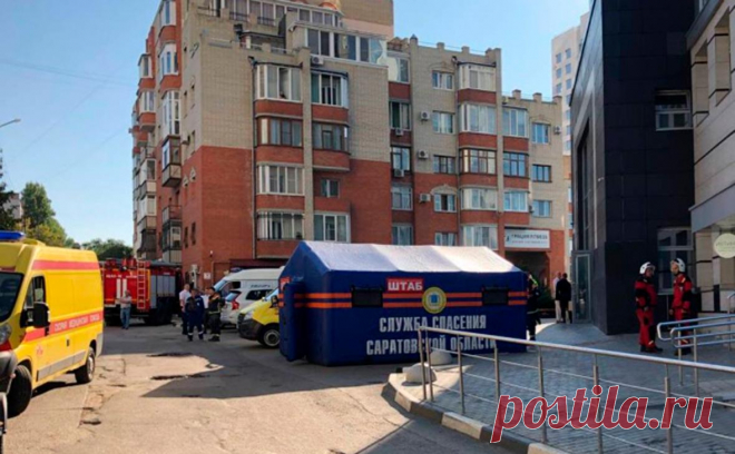 Власти открыли оперштабы после атаки дронов на ЖК Volga Sky в Саратове. Оперативные штабы для помощи жильцам домов, поврежденных в результате атаки дронов, развернули в Саратове и Энгельсе по поручению губернатора Романа Бусаргина.