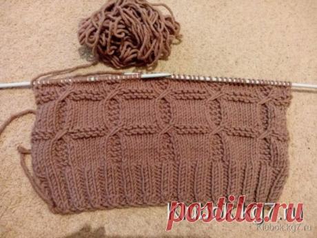 Красивый и простой узор спицами.
Очень понравился такой узор спицами. Не смотря на его простоту вязания, он смотрится очень красиво.