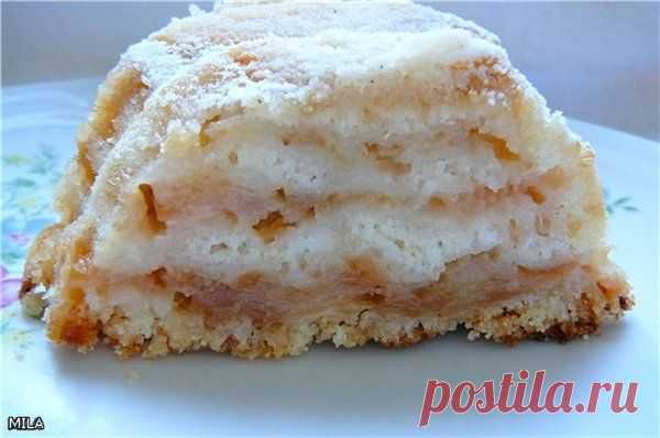 Невероятно простой яблочный пирог с насыпным тестом | Четыре вкуса