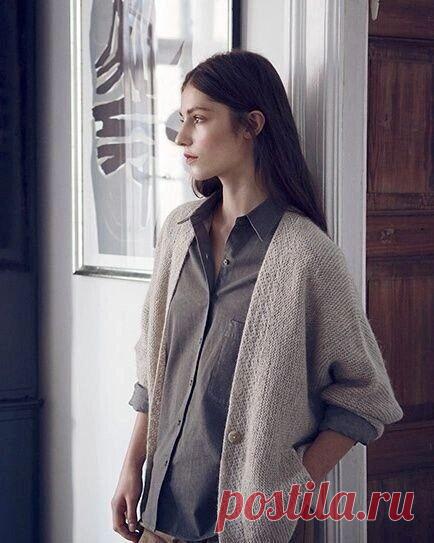 Бежевый кардиган спицами: стильный и уютный must-have