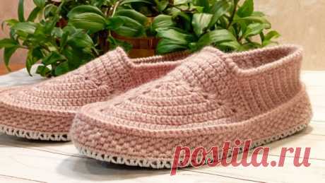 ТАПОЧКИ крючком на подошве . Подробный мк . Друзья мои , всем привет ! Сегодня для вас подробный мастер класс по вязанию домашних тапочек крючком на подошве с ВБ . Связано с Любовью ! #мктапочкикрючком #связанослюбовью #тапочкикрючкоммк