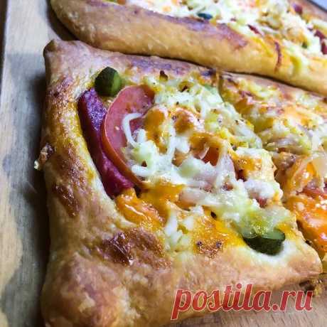 Photo by Алена on April 02, 2021. May be an image of pizza.