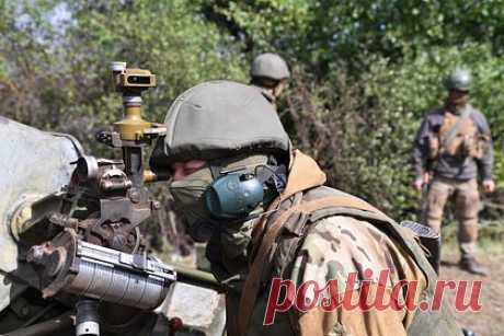 В Херсонской области отбили попытку прорыва ВСУ. В Херсонской области ВС РФ отбили попытку Вооруженных сил Украины (ВСУ) прорвать линию обороны в районе села Давыдов Брод. По словам заместителя главы администрации региона Кирилла Стремоусова, ВСУ пытаются использовать тактику прорыва малыми группами. Стремоусов подчеркнул, что Давыдов Брод «на замке».