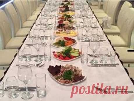 Поминальный стол