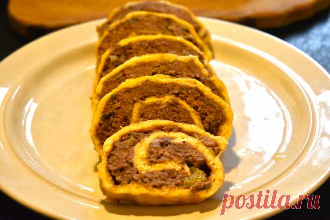 Свекровь научила готовить вкусненький закусочный рулет с фаршем: блюдо получается на ура. Делюсь рецептом | Готовим с Екатериной Койдой | Яндекс Дзен