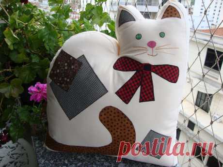 Коты рукодельные