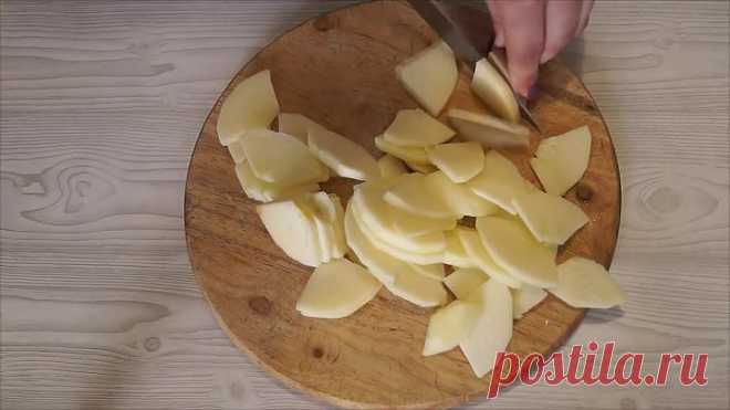 Манник на Кефире с яблоками и без яиц