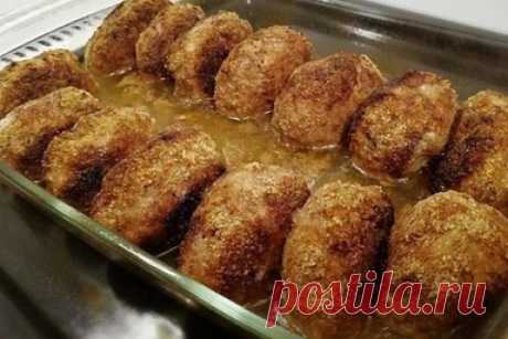 Почему школьные котлеты вкусные? Секрет в количестве мяса: делюсь рецептом. Вспомните школьные годы. Что всплывает у вас в памяти? Длинные уроки? Строгие учителя? Соседи по парте? А может, школьная столовая? И в частности, школьные котлеты…