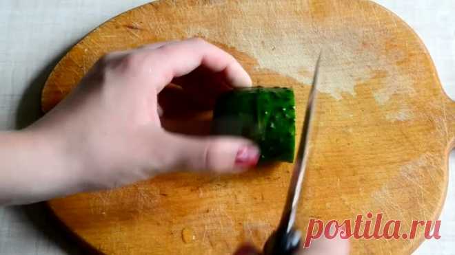 Как красиво нарезать помидоры и огурцы