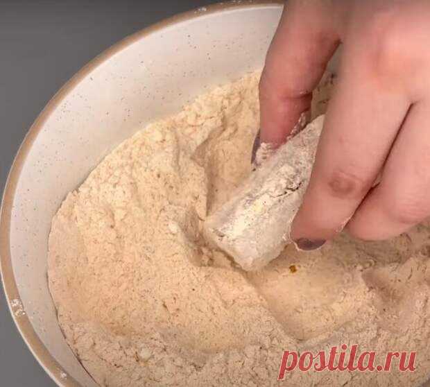 Приготовление рыбы отнюдь бывает сложнее, чем приготовление мяса. Дело в том, что рыбное филе более уязвимо. Его легко пережарить, оно быстрее впитывает различные специи. К слову, не все приправы подходят к рыбе. Поэтому лучше не использовать те специи, которые не рекомендованы к морепродуктам. - 4 октября - 43459953644 - Медиаплатформа МирТесен