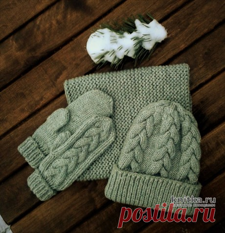 Детский комплект спицами: шапка, снуд и варежки
