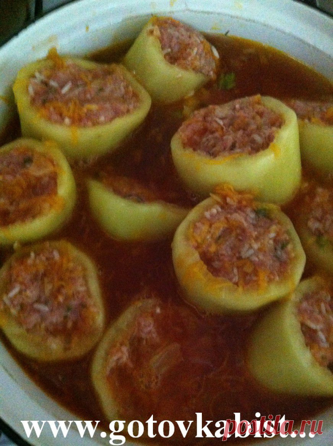 Фаршированный перец фаршем и рисом