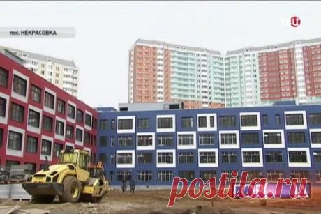 В Некрасовке скоро будет открыта самая большая школа в Москве. Учиться в ней будут более 2000 детей.
#новости #район #некрасовка #люберцы #люберцы2018