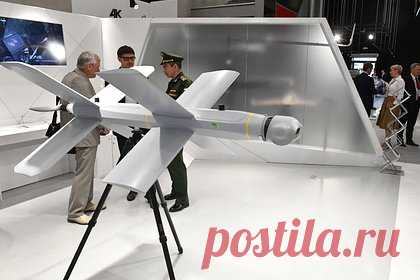 В России нарастили производство дронов-камикадзе. Предприятия госкорпорации «Ростех» нарастили производство дронов-камикадзе «Куб» и «Ланцет», а также реактивных систем залпового огня «Торнадо-С». Беспилотники «Куб» и «Ланцет» применяются в ходе специальной военной операции на Украине. Аппараты несут боевую часть весом три килограмма.