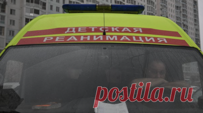 В Красногорске до взрыва уже видели брошенную купюру недалеко от детского сада. Житель Красногорска заявил RT, что рядом с местом в подмосковном городе, где ребёнок поднял замаскированный под десять рублей свёрток со взрывчаткой, до этого видел брошенную купюру. Читать далее