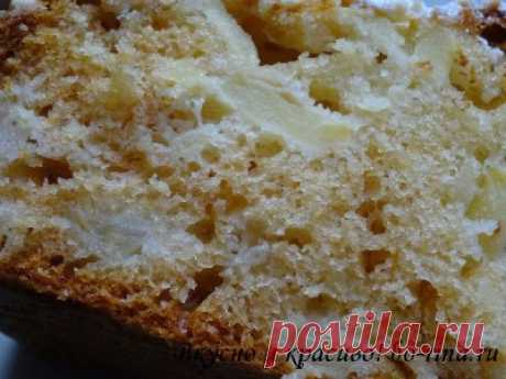 Медовый пирог с яблоками и орехами