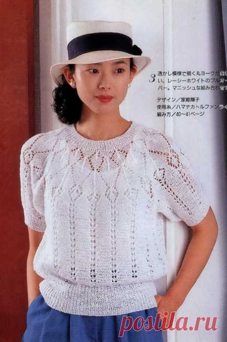 Летний джемпер с круглой кокеткой связанный снизу вверх.