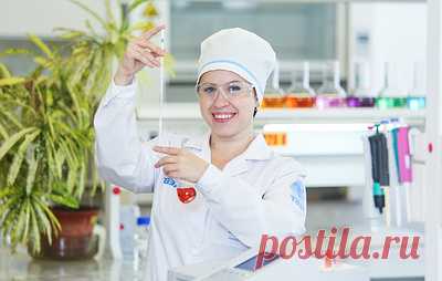 Росаккредитация подтвердила компетентность центральной заводской лаборатории УЭХК. Подтвержден высокий уровень компетенции ключевого предприятия Новоуральского промышленного кластера в области контроля качества товарной продукции и радиационного контроля сбросов и выбросов