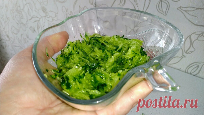 Огуречный соус 🥒 освежает, имеет пикантно-нежный вкус, а готовится за минуту, вы 