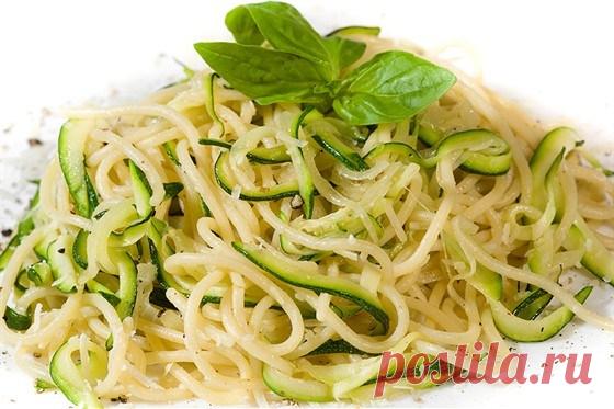 Паста с кабачками (по-итальянски, сыроедческая): рецепты