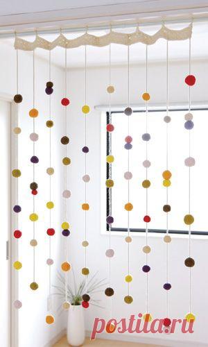 Помпоны в интерьере (трафик!) / Арт-объекты / ВТОРАЯ УЛИЦА