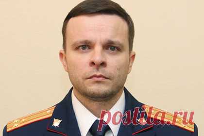 Стал известен преемник погибшего главы пермского СК Сарапульцева. На должность погибшего главы пермского управления Следственного комитета России полковника Сергея Сарапульцева назначили его заместителя. Исполняющим обязанности руководителя краевого СУ СК будет Дмитрий Анащенко. В субботу, 25 сентября, в Перми проходит прощание с Сарапульцевым.