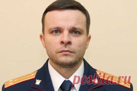 Стал известен преемник погибшего главы пермского СК Сарапульцева. На должность погибшего главы пермского управления Следственного комитета России полковника Сергея Сарапульцева назначили его заместителя. Исполняющим обязанности руководителя краевого СУ СК будет Дмитрий Анащенко. В субботу, 25 сентября, в Перми проходит прощание с Сарапульцевым.