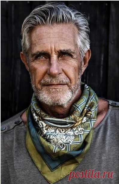 10 рецептов от страха старости ; не унывать,заниматься спортом,найти себе увлечения....