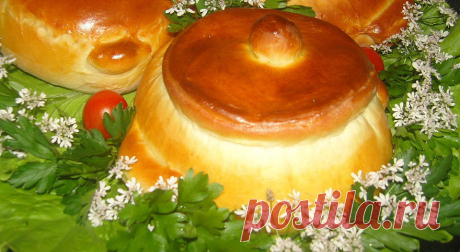 Жаркое в горшочке - Вкусный день   Приготовим жаркое в горшочке, но горшочек сделаем съедобным, из теста. Начинка будет мясо с картошкой, можно любую другую, и рыбу и грибы  и даже со сладкой начинкой можно приготовить. Нам понадобится: Для теста: Молоко 500 мл Сахар 2 ст л Соль 2 ч л Дрожжи 40 гр сырые Растительное масло 100 гр Мука 800