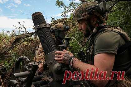 В России заявили о дефиците боеприпасов у ВСУ на одном направлении. По информации разведчика Западного военного округа (ЗВО) с позывным Бен, Вооруженные силы Украины (ВСУ) экономят боеприпасы на сватовском участке фронта на территории Донбасса. Число обстрелов сократилось с декабря, и сейчас их становится все меньше. Возможный дефицит снаряжения связан с перебросом резервов.