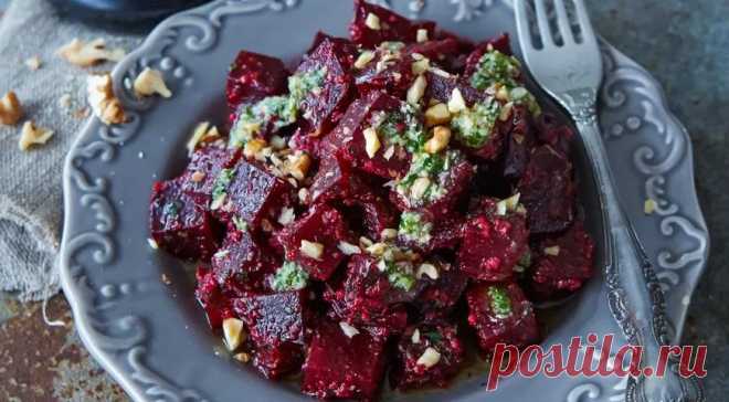 Салат из свеклы с грецкими орехами, пошаговый рецепт с фото на 456 ккал Салат из свеклы с грецкими орехами. Вкусный рецепт приготовления с пошаговым описанием, фото и отзывами. Удобный поиск рецептов и кулинарное вдохновение на Gastronom.ru
