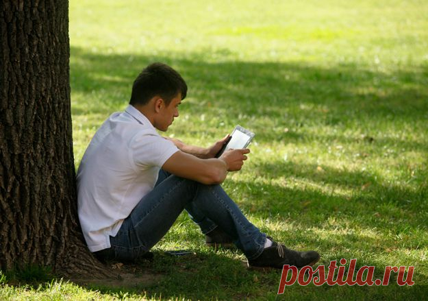 ВЕДОМОСТИ - Планшеты становятся самой массовой разновидностью компьютеров