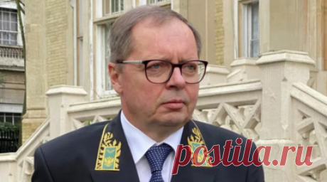 Посол России Келин назвал опасным решение Британии о высылке военного атташе. Решение властей Великобритании о высылке российского военного атташе опасно в период обострения внешнеполитической ситуации, заявил посол России в Лондоне Андрей Келин. Читать далее