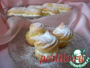 Профитроли и эклеры с желе и сливками - кулинарный рецепт