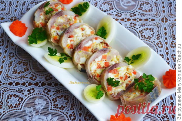 Рулетики из сельди. Праздничная закуска. Рецепт + фото