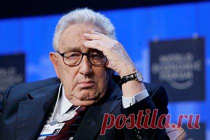 В Госдуме отметили умение Киссинджера договариваться без шантажа и санкций. Бывший государственный секретарь США Генри Киссинджер, который умер в возрасте 100 лет, умел договариваться и дружить с оппонентами без шантажа, санкций и угроз. В таких словах отреагировал на смерть американского политика председатель комитета Государственной Думы по международным делам Леонид Слуцкий.