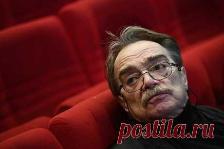 Актер Адабашьян высказался о выписке Михалкова из больницы. Актер Александр Адабашьян высказался о состоянии госпитализированного режиссера Никиты Михалкова. Артист заявил, что хотя состояние кинематографиста значительно улучшилось, пока рано говорить о выписке из больницы. По его словам, режиссер и сам понимает, что в этом вопросе не стоит торопиться.