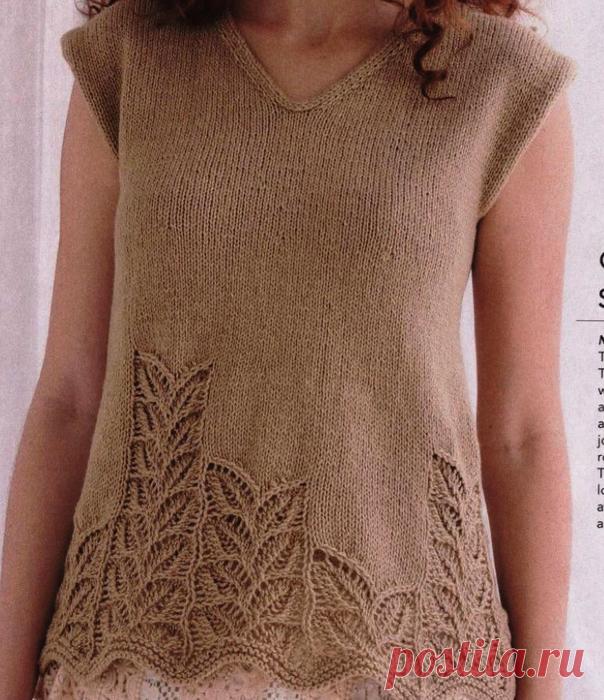 топ с узором листья