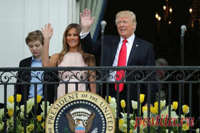 Дональд и Меланья Трамп с сыном Бэрроном на пасхальном празднике в Белом доме | Tatler | Светская хроника | Tatler – журнал о светской жизни