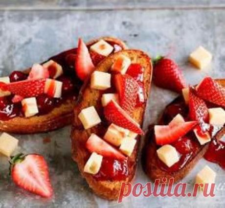 Бутерброды с сыром и клубникой - пошаговые рецепты приготовления десертов и выпечки с фото