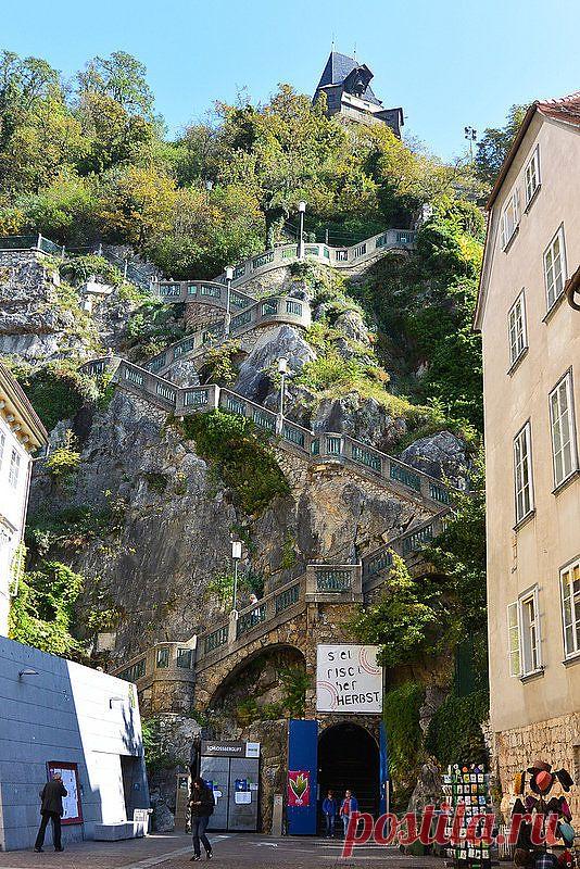 Вертикальные связи: 12 самых известных и красивых лестниц мира - РИА Новости Недвижимость