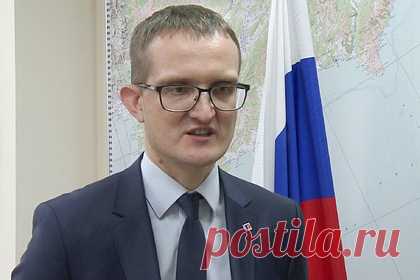 Назвавший российский город «жопой мира» чиновник объяснился. Министр природных ресурсов и экологии Камчатского края Алексей Кумарьков объяснил, почему назвал город Петровск-Забайкальский «жопой мира». Чиновник поделился, что ожидал увидеть в городе дороги, но их там не оказалось — одни ямы. По его словам, большинство местных жителей отнеслись к такому заявлению с пониманием.